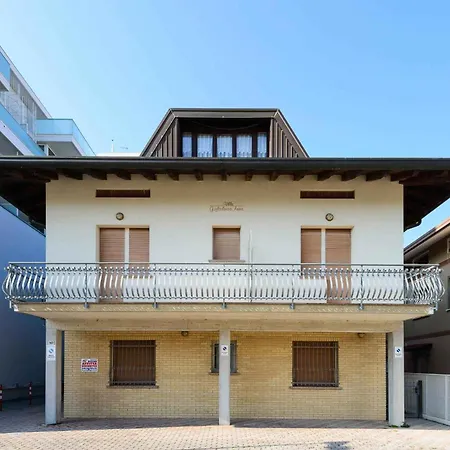 Apartment In Lignano 21774